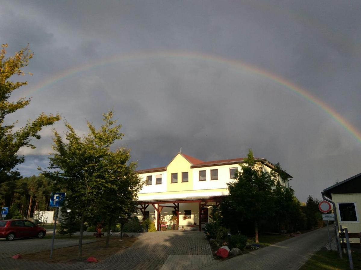 Pension Zum Reiterhof, Fewo 2 Schmogrow ภายนอก รูปภาพ